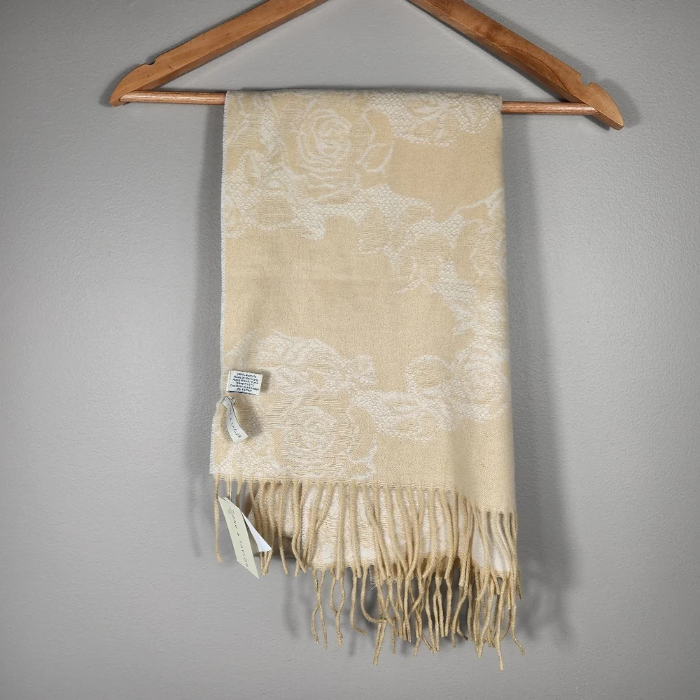 Lord &Taylor NWT Scarf Made In Germany Floral Soft Acrylic Ivory Tan 64